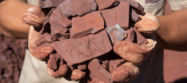 brazil-iron-ore-shutterstock_1129103456-604x270 (1).jpg-40kB